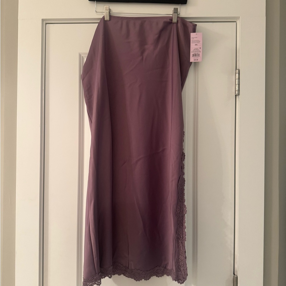 NWT Purple Lace Trim Skirt